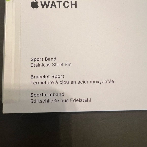 NEW IN BOX APPLE WATCH BAND - 41mm S/M - Picture 5 of 8